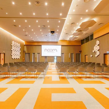Noom Hotel Abidjan Plateau-3